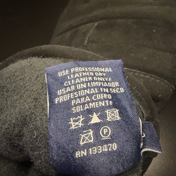 Tommy Hilfiger Black Leather Gloves with Tech Fingers - Picture 4 of 4